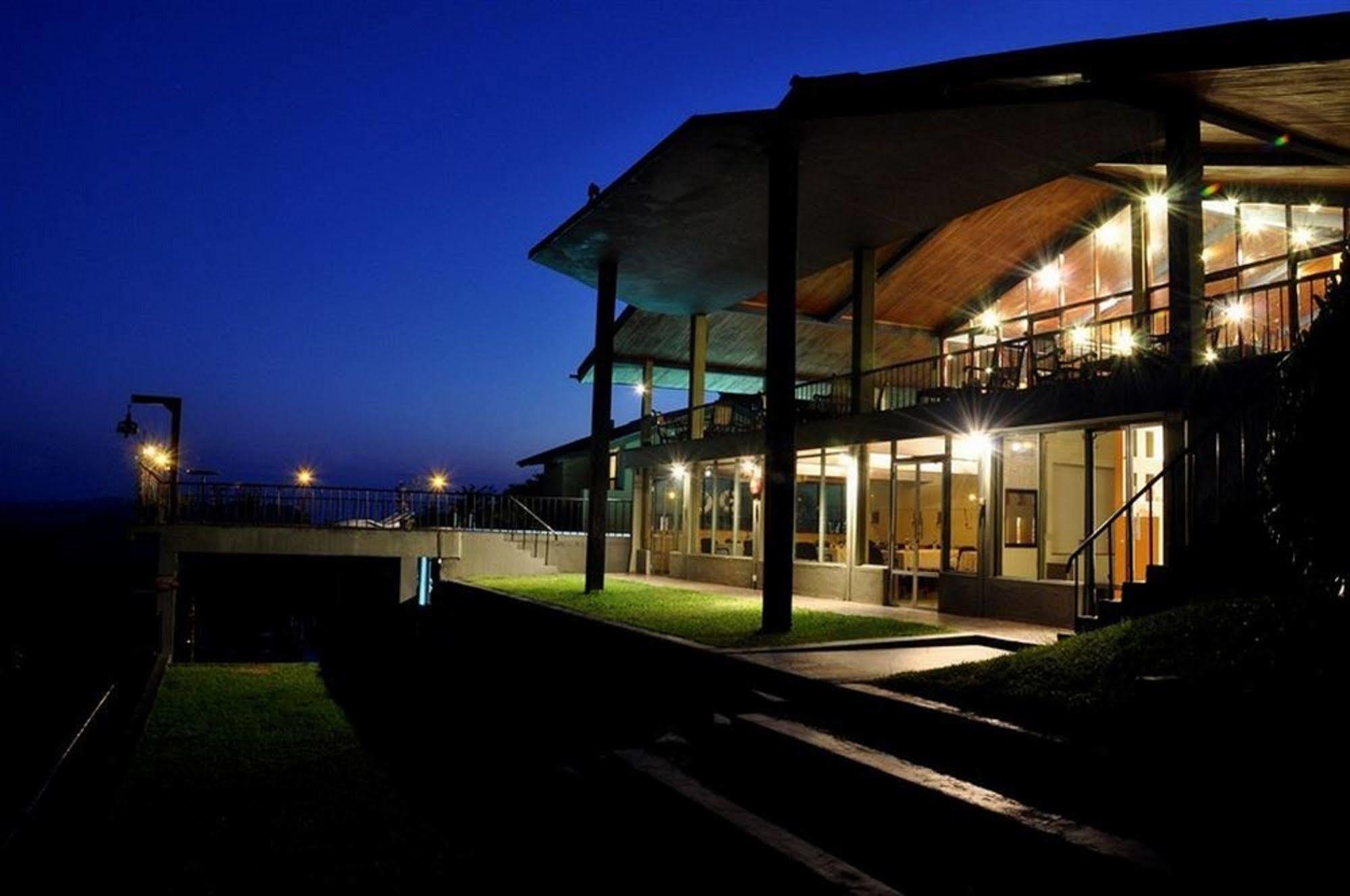 Giritale Hotel Polonnaruva Kültér fotó